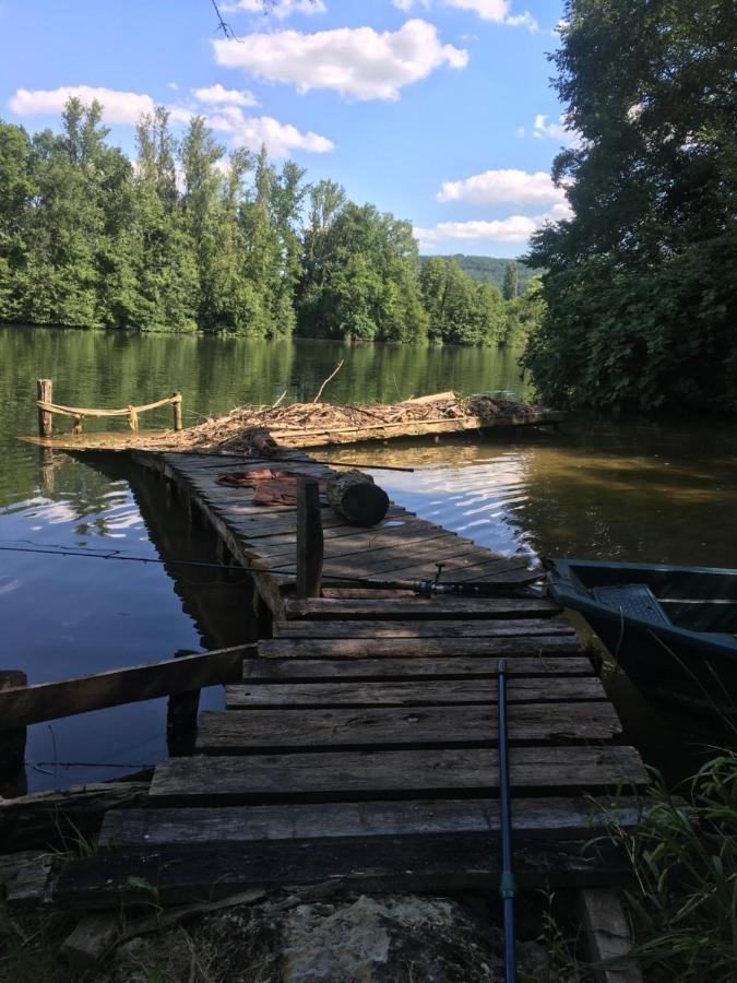 Gites Clodeguy No 2 Saint-Sylvestre-sur-Lot Buitenkant foto