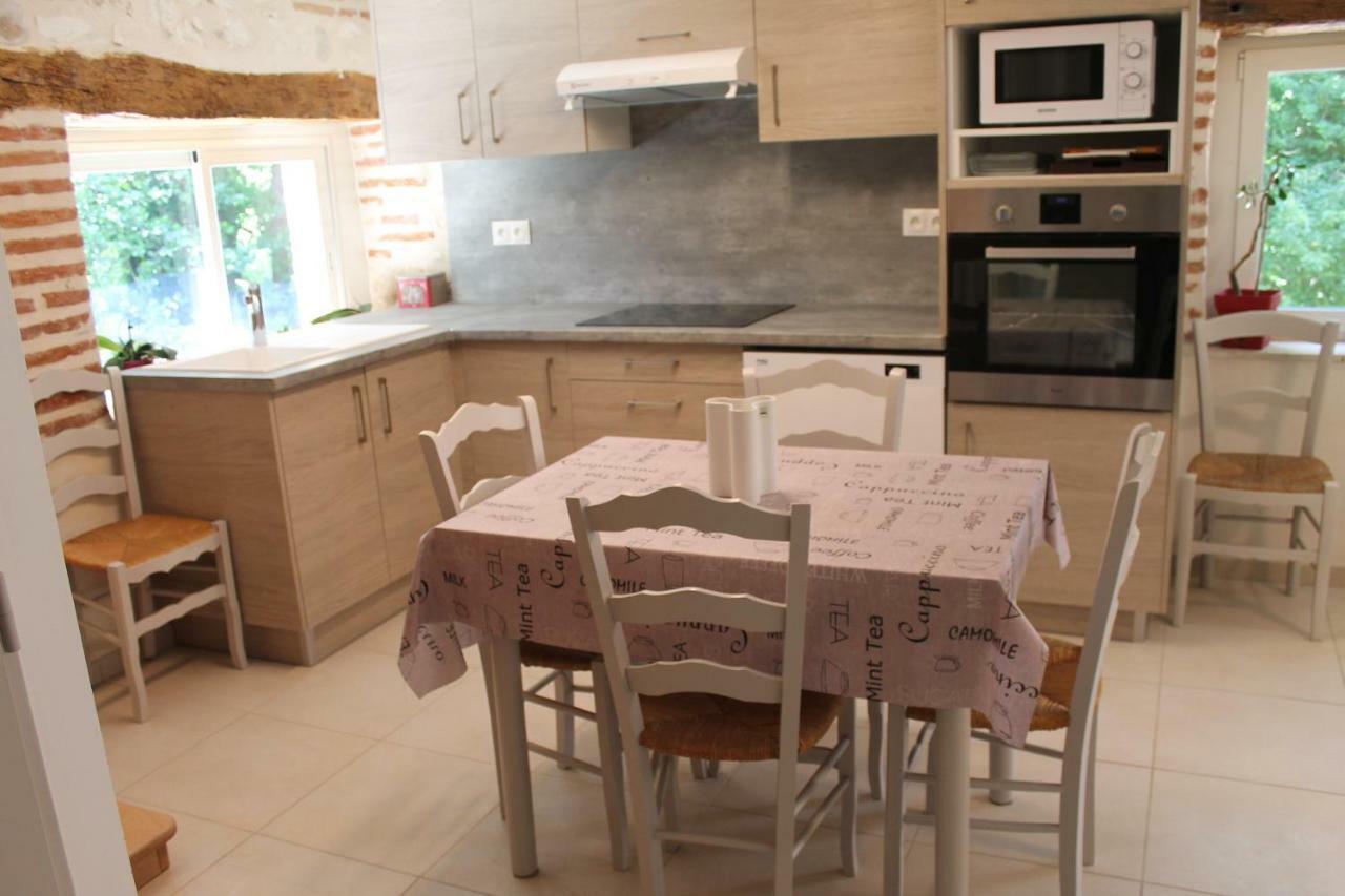 Gites Clodeguy No 2 Saint-Sylvestre-sur-Lot Buitenkant foto
