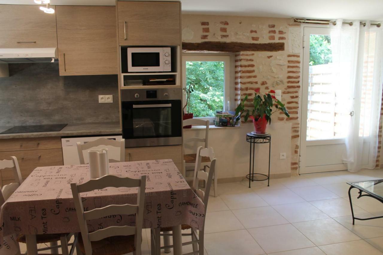 Gites Clodeguy No 2 Saint-Sylvestre-sur-Lot Buitenkant foto